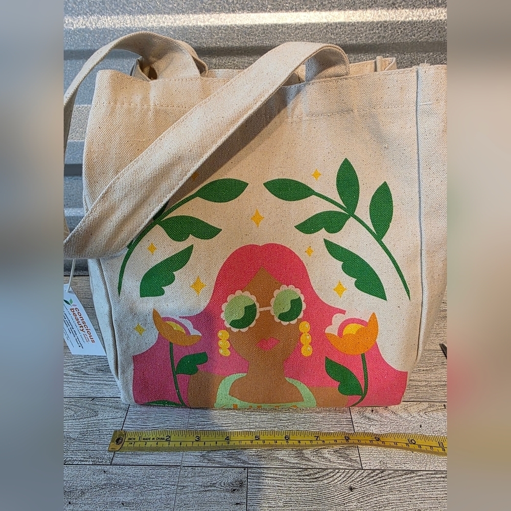 Ulta Stylish Canvas Tote Bag with Artistic Design